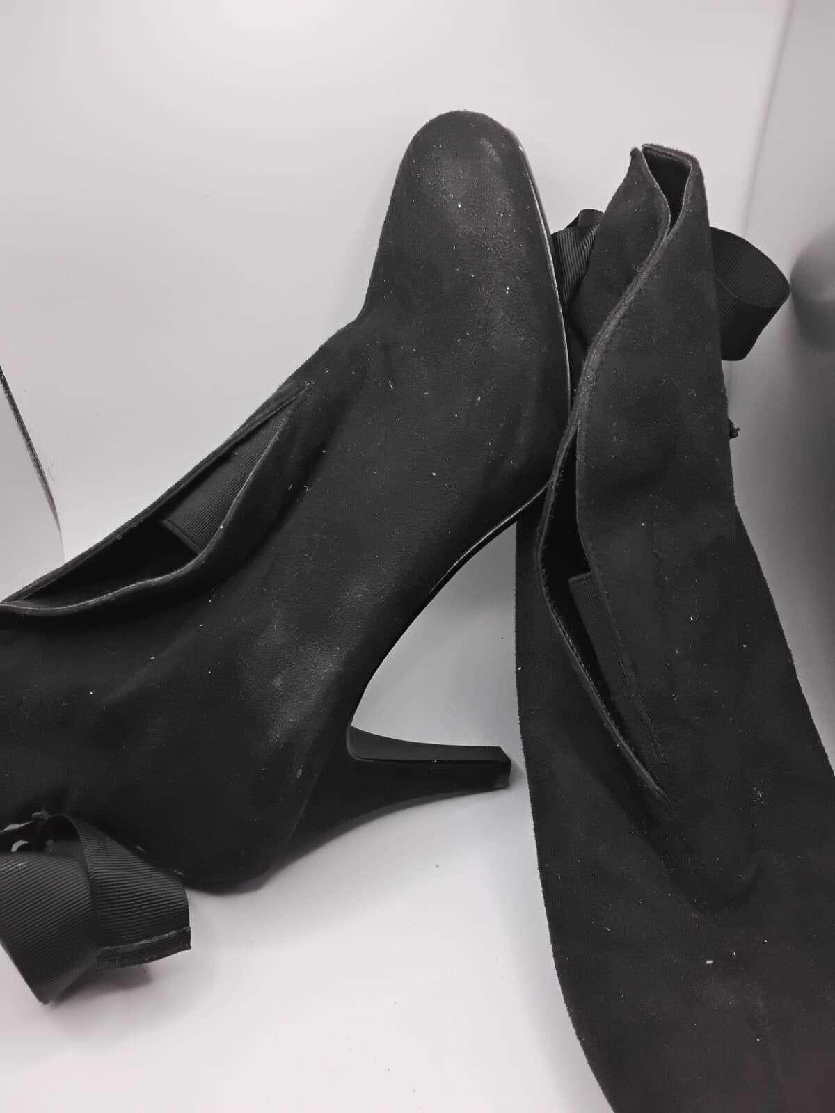 Suee ankle boots with bow detail, black pointed toe booties - Thumbnail 3