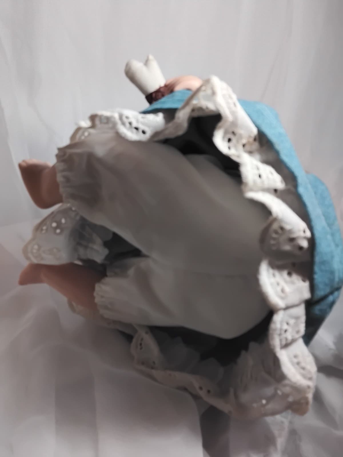 Porcelain collectible doll, Heritage Signature Collection w/ bear - Thumbnail 16