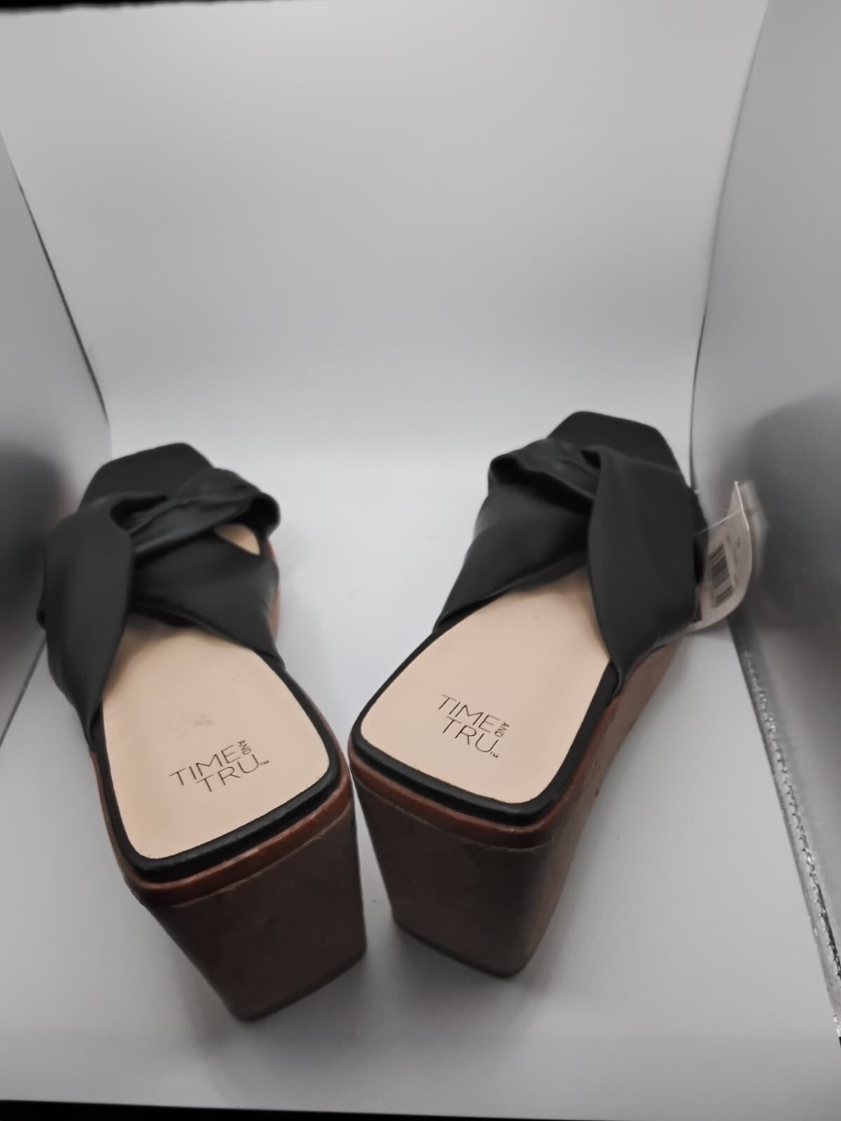 Synthetic leather wedge sandals, Time and Tru knotted slide mules - Thumbnail 4
