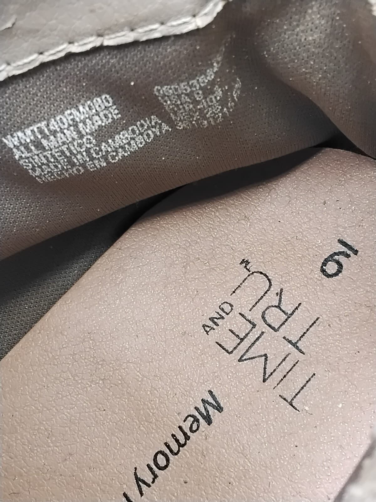 Faux snakeskin ankle boots with side zipper - Thumbnail 6