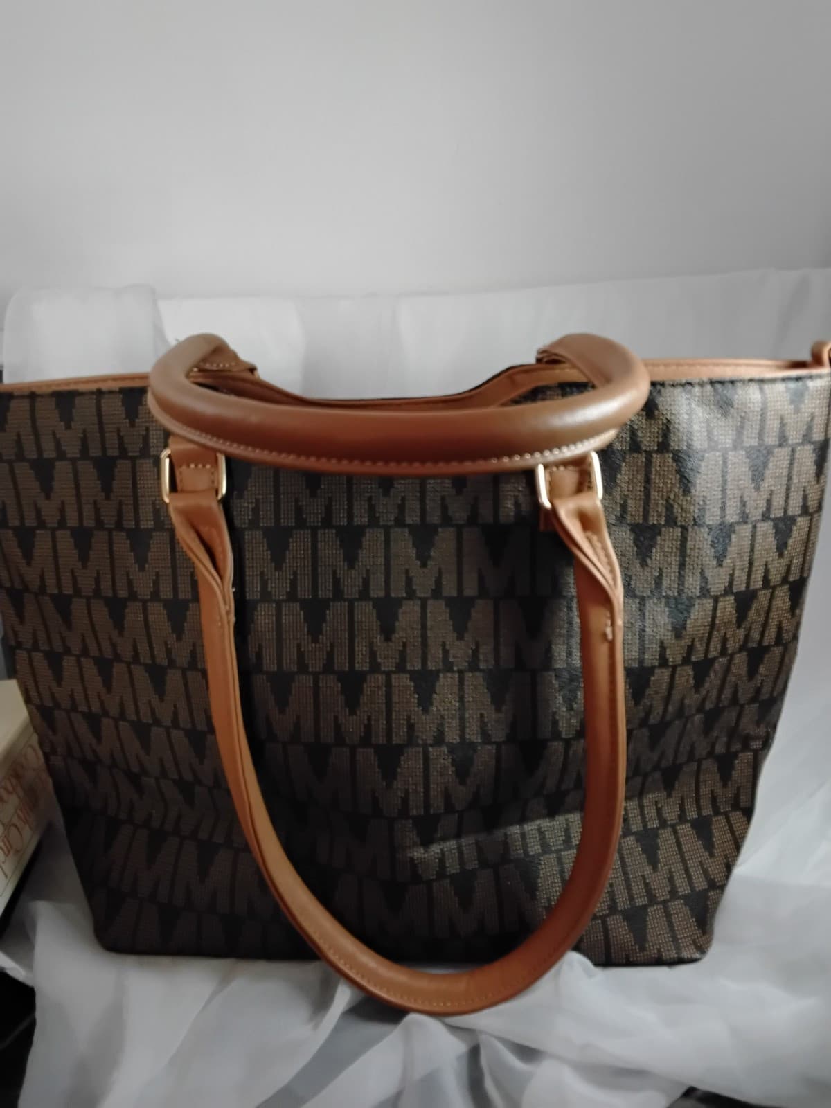 Vegan leather tote bag, MKF Collection by Mia K, M Signature pattern - Thumbnail 13