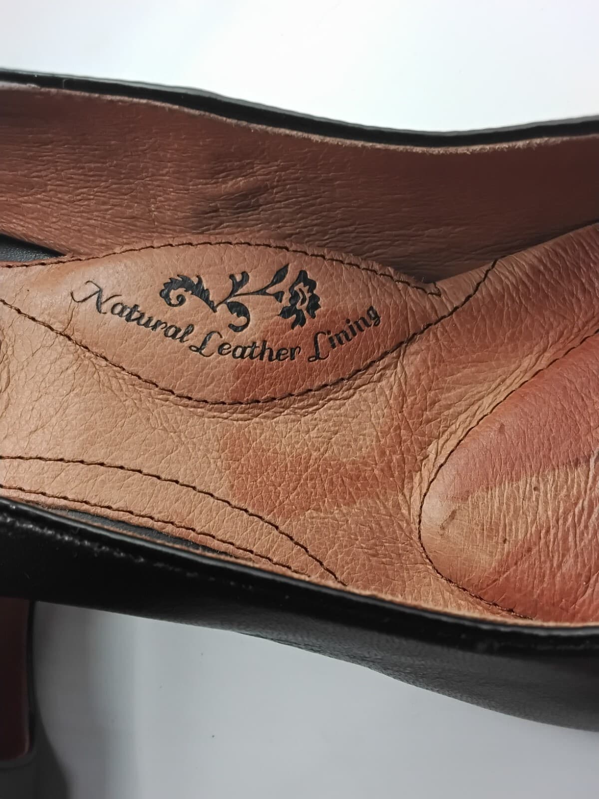 Leather pumps, Soft black pointed toe heels - Thumbnail 13