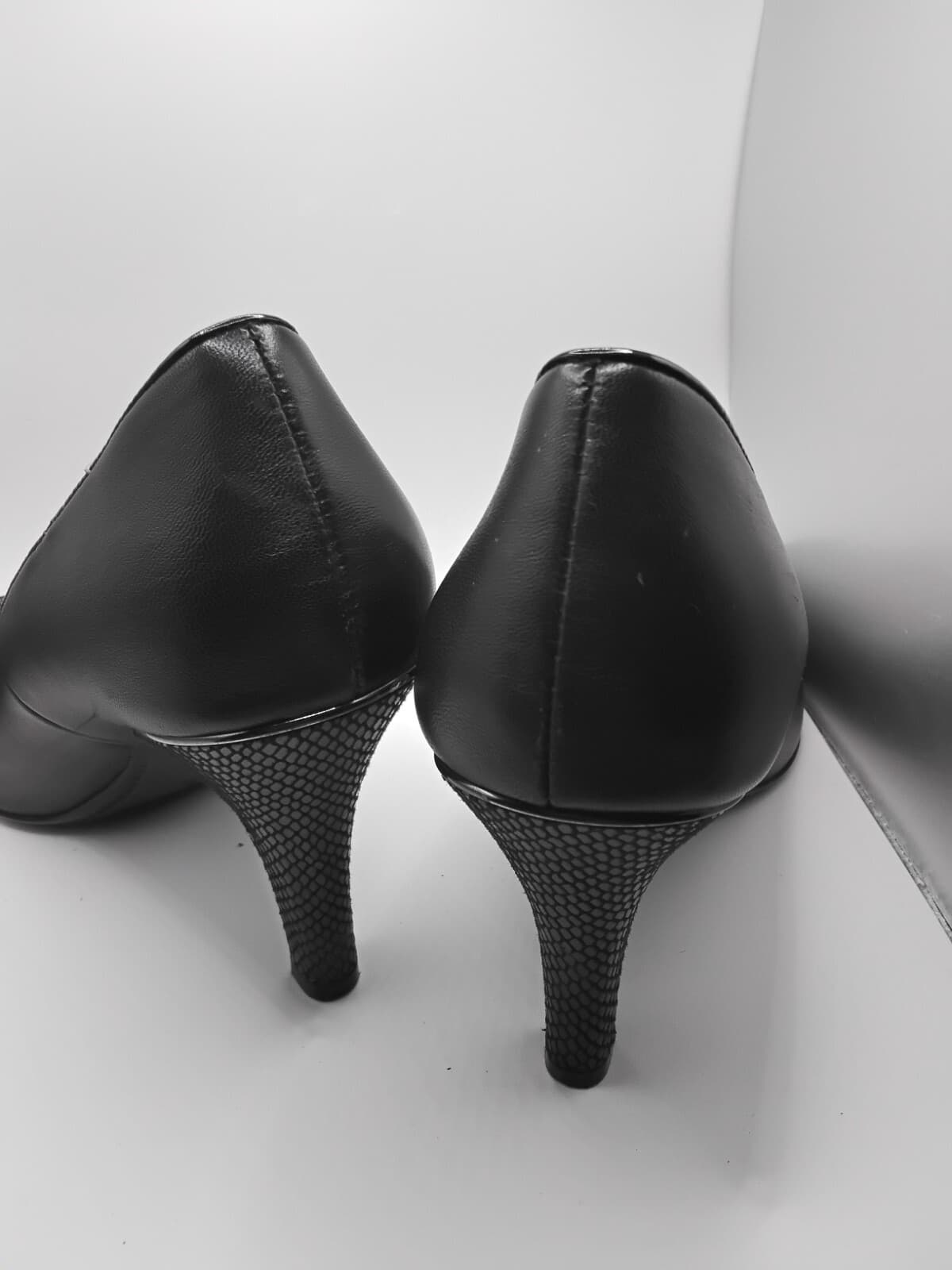 Leather pumps, Soft black pointed toe heels - Thumbnail 5