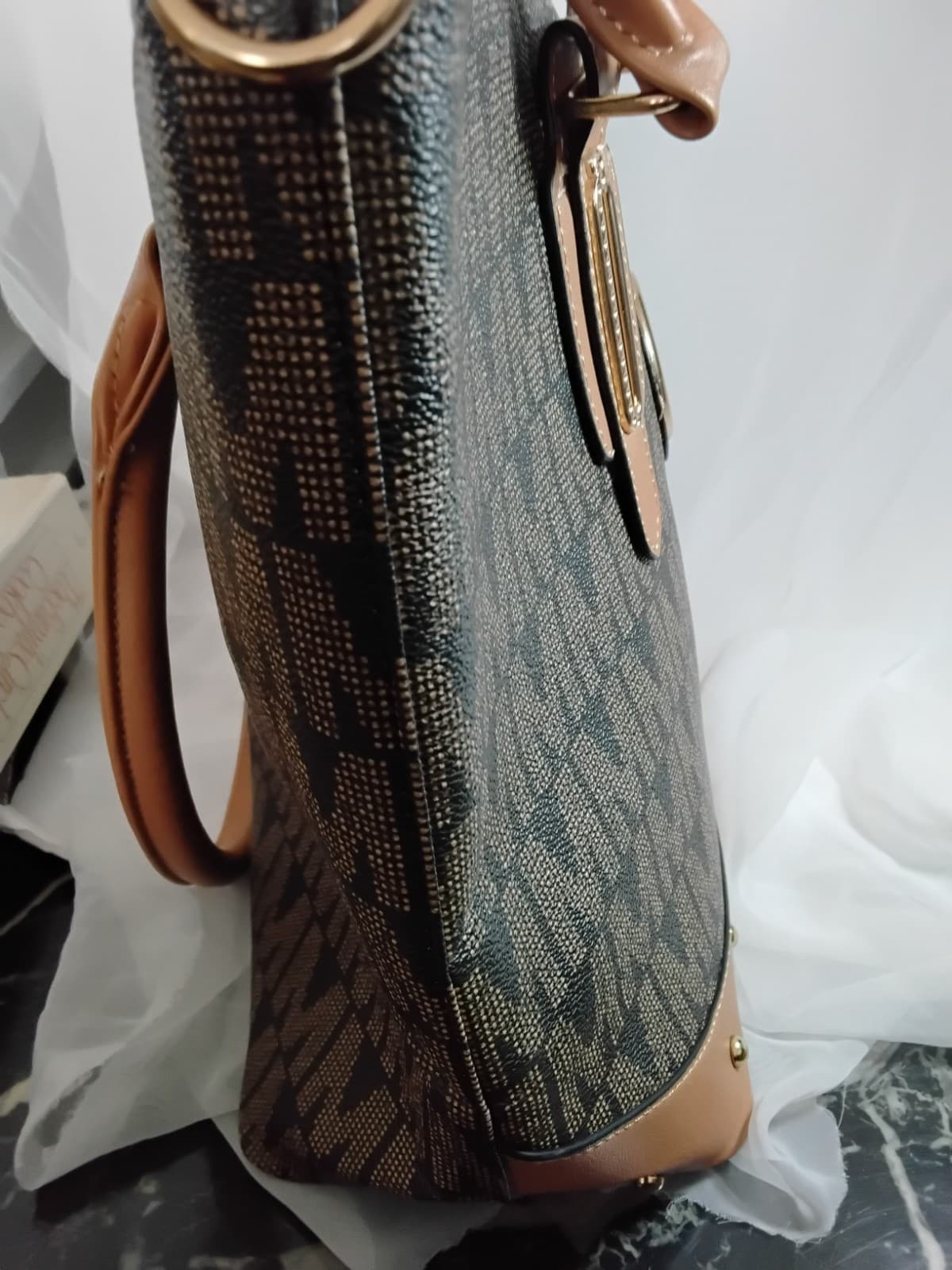 Vegan leather tote bag, MKF Collection by Mia K, M Signature pattern - Thumbnail 12