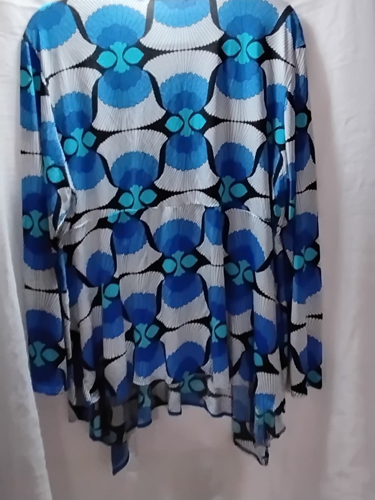 Polyester tunic top, geometric print, long sleeve V-neck 3x - Thumbnail 7