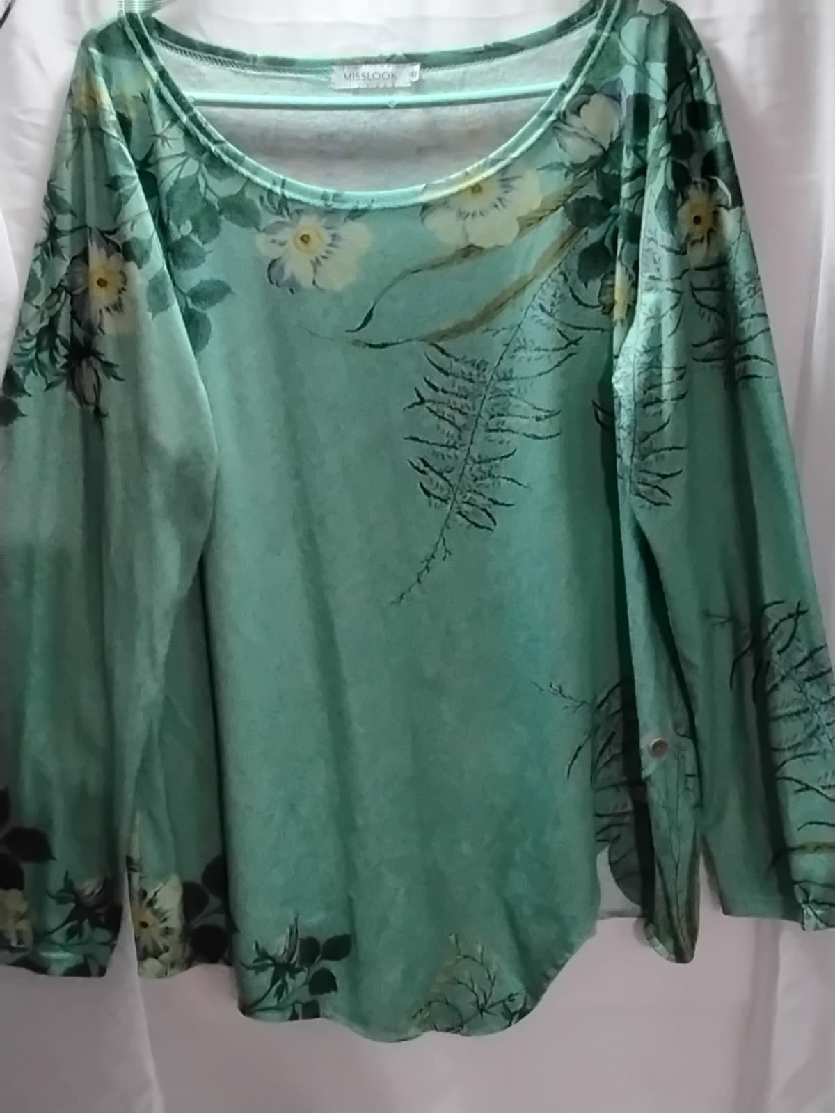 Polyester long sleeve top, Miss look floral print blouse 4x - Image 1