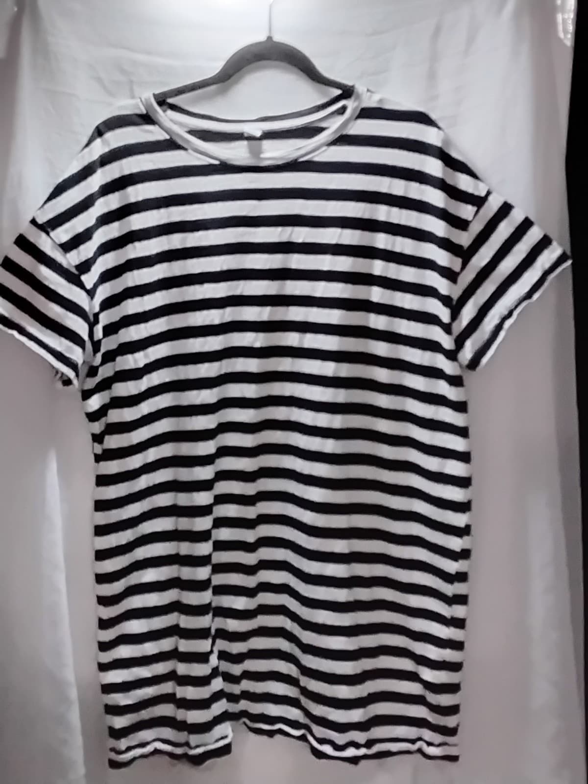 Cotton blend t-shirt Old Navy Strip short sleeve tee XL - Image 1