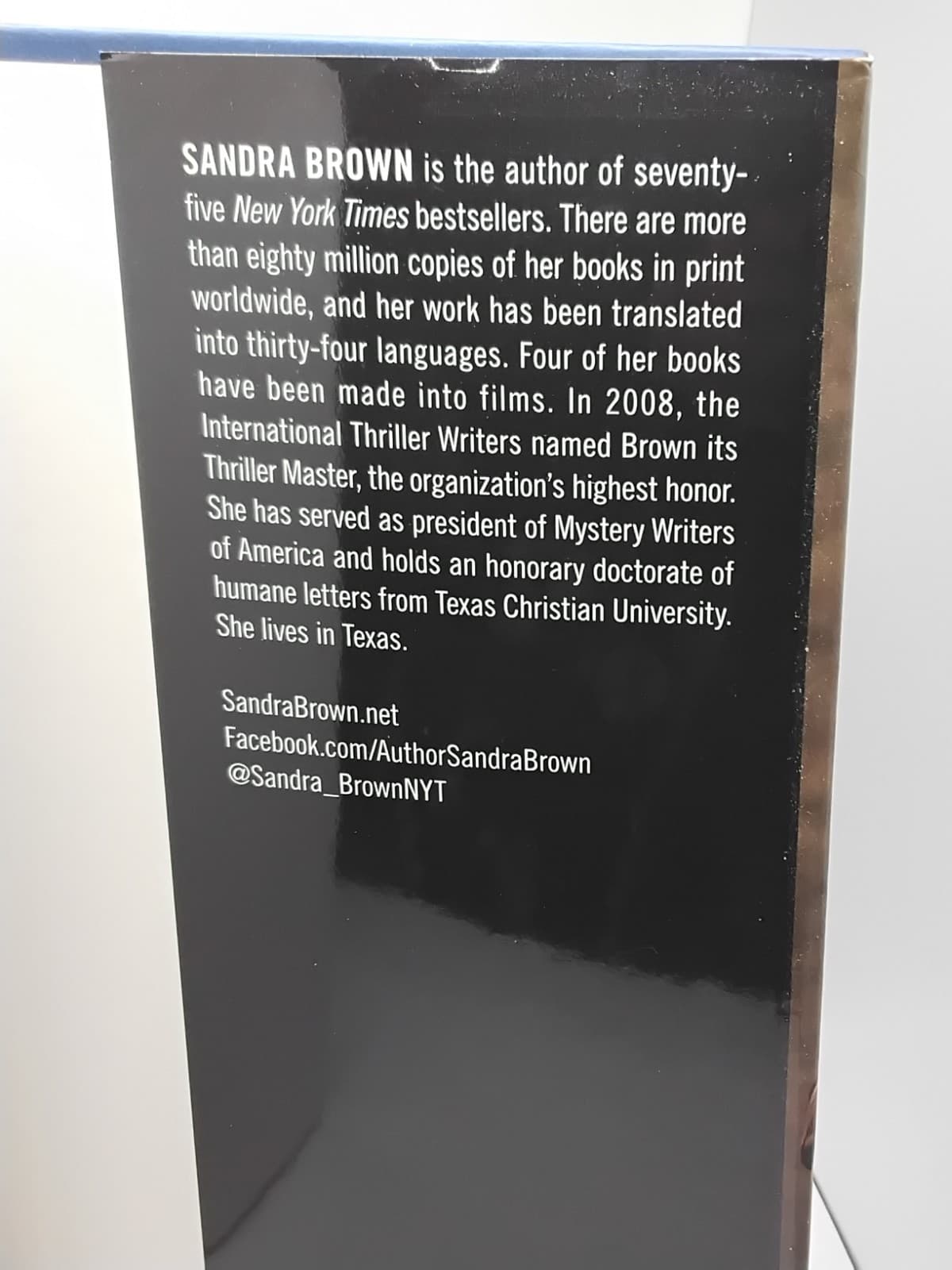 Out of Nowhere by Sandra Brown (2023, Hardcover) - Thumbnail 6