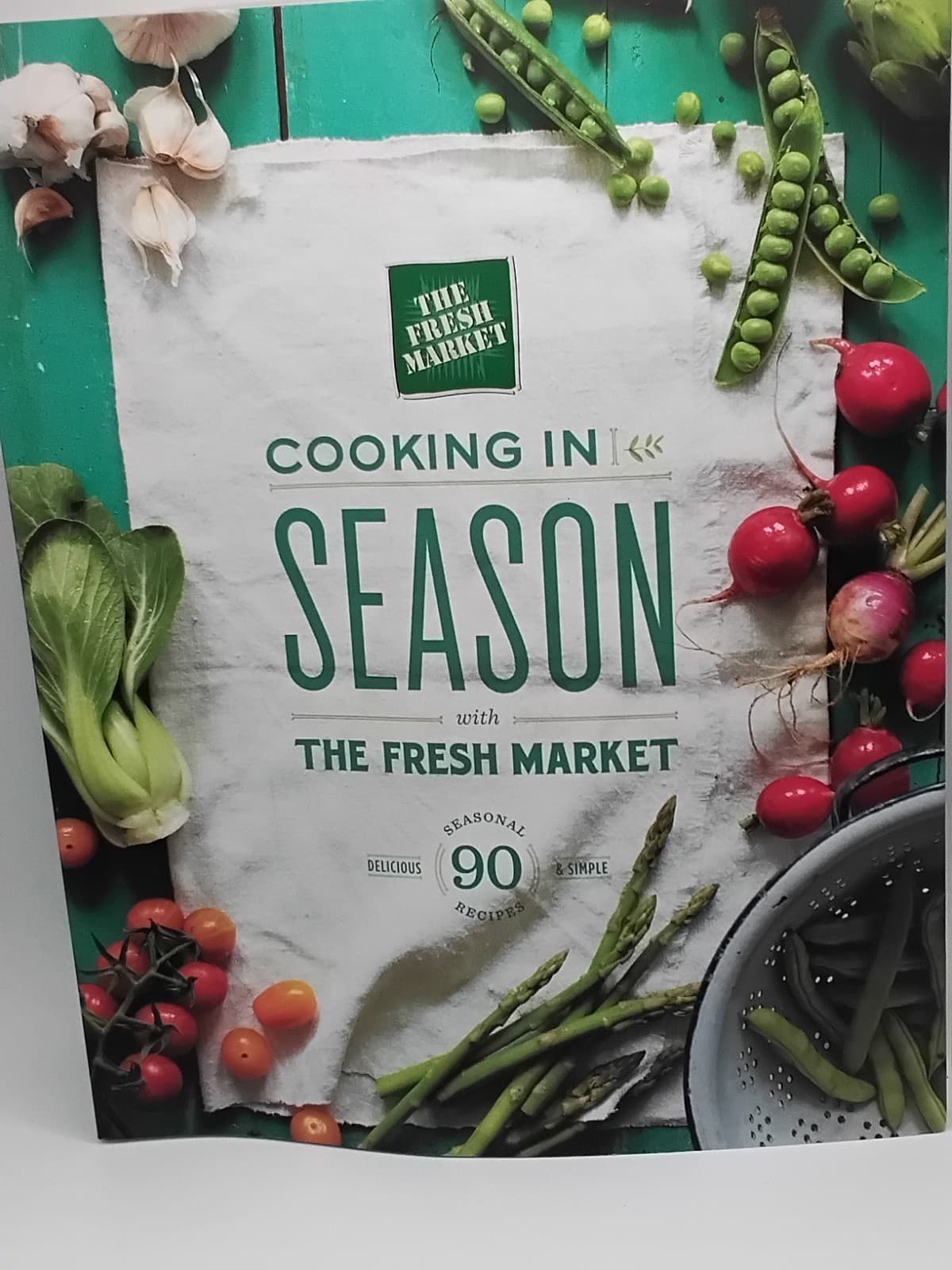 Handover cookbook, The Fresh Market 'Cooking in Season; 90 seasonal recipes - Image 1