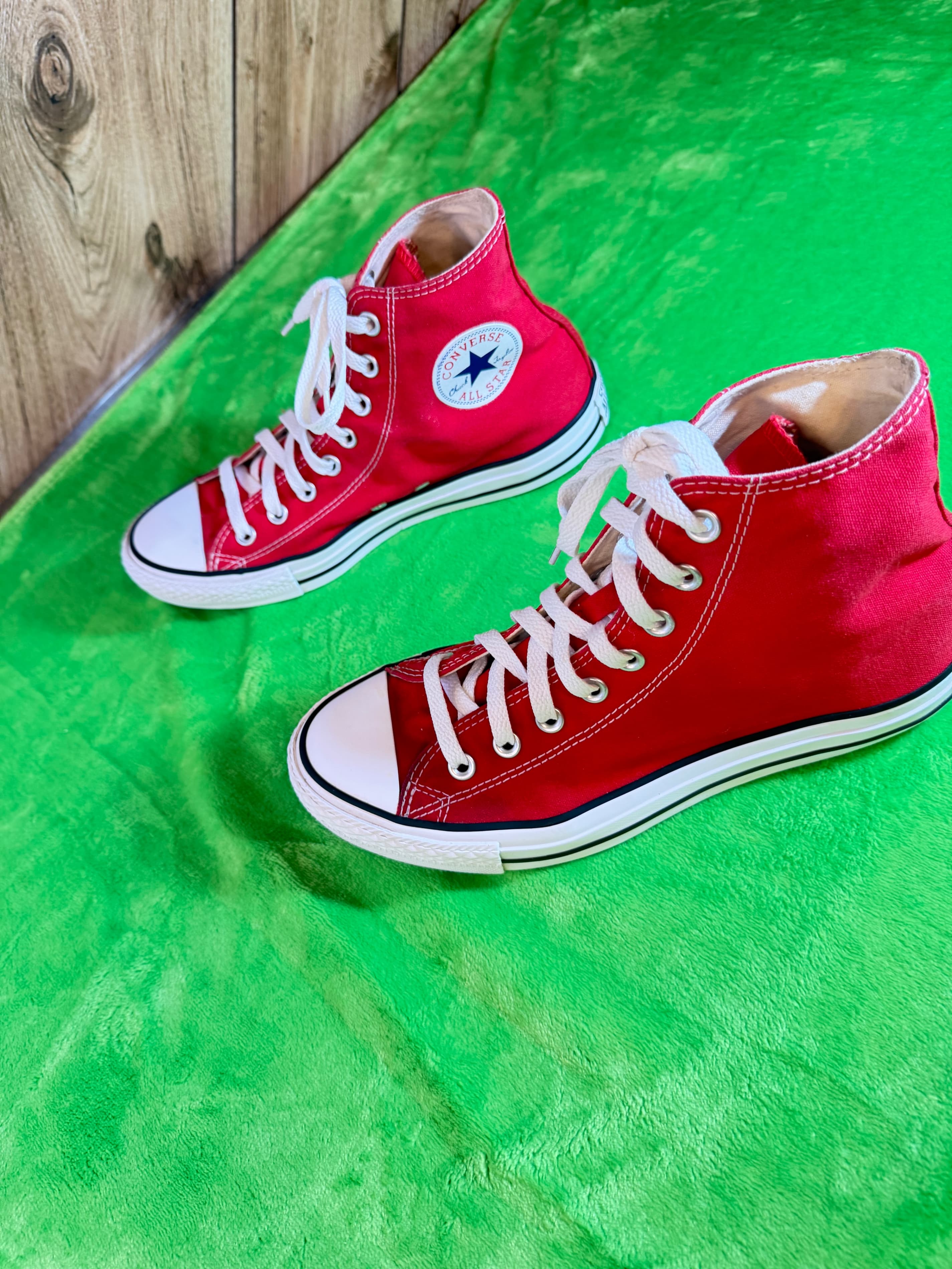 Converse Chuck Taylor All Star High Top Size 8 Men/10 Women Red Sneakers - Thumbnail 4