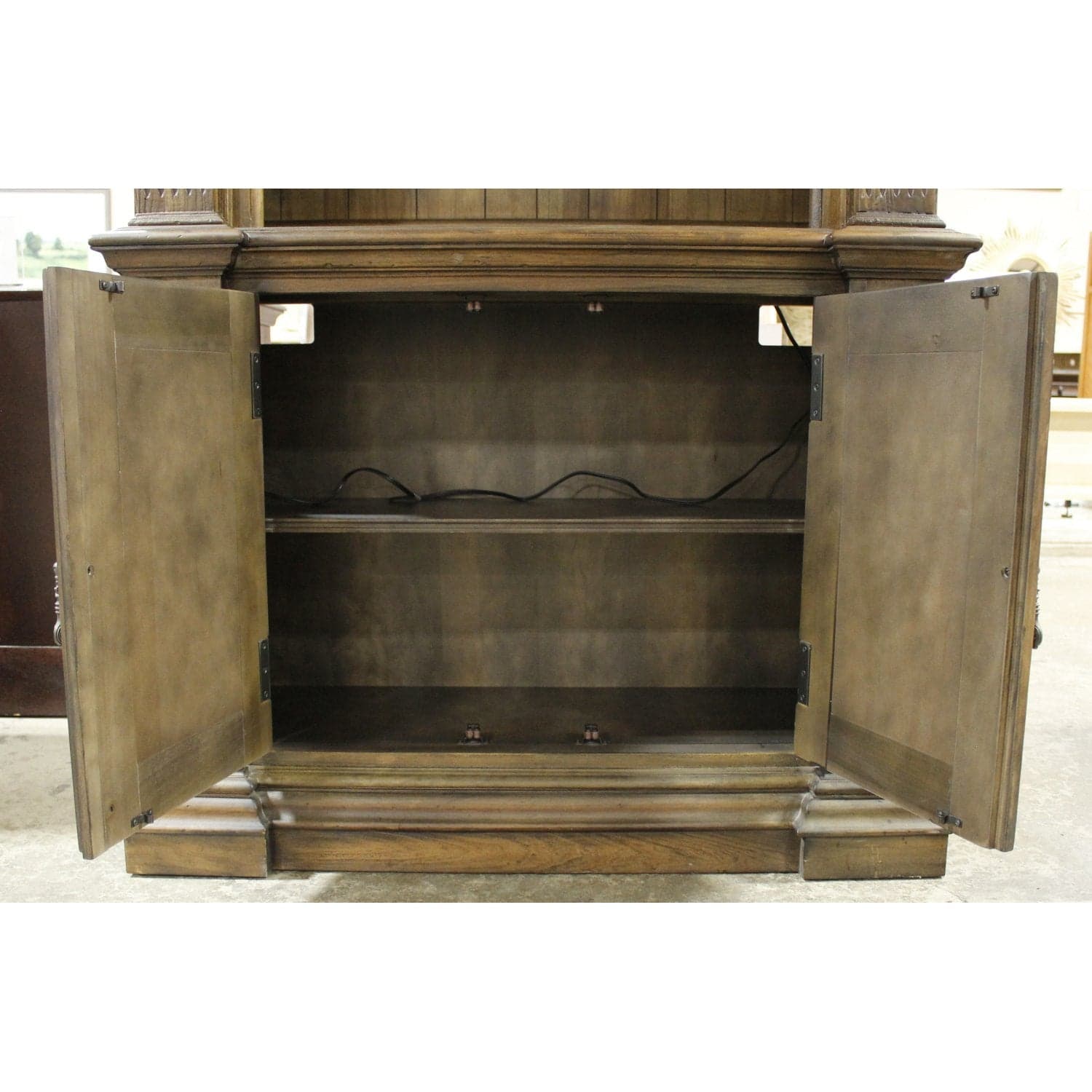 Hooker 'Rhapsody' Lighted Bookcase - Thumbnail 6