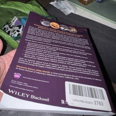 Clinical Handbook of Feline Behavior Medicine by Stelow - Thumbnail 3