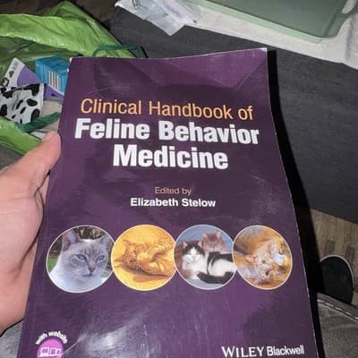 Clinical Handbook of Feline Behavior Medicine by Stelow