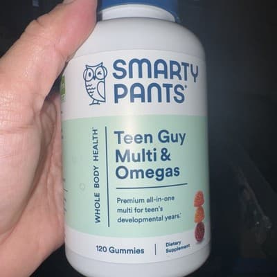 SmartyPants Teen Guy Daily Multi & Omegas Gummies - 120 Gummies *EXP 09/2026*