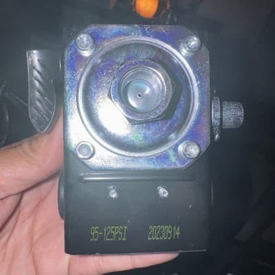 Pressure Switch 23474661-C For I-R Parts 95-125 PSI SS3 SS5 Air Compressor