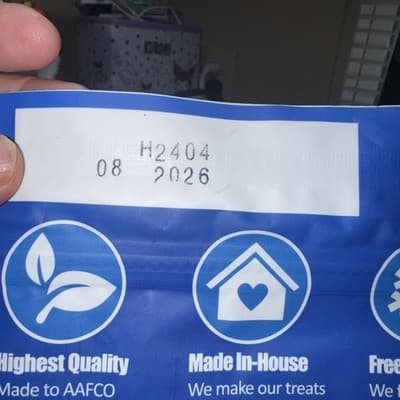 Whole Life Pet Just One Turkey Dog Treats - Human Grade, Freeze Dried, One I - Thumbnail 3