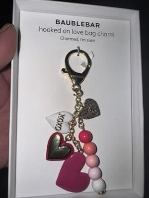 BaubleBar Heart Bag Charm “Hooked On Love”. NiB - Thumbnail 3