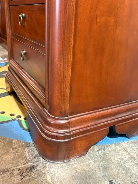 4 Drawer Dark Wood Nightstand - Thumbnail 5