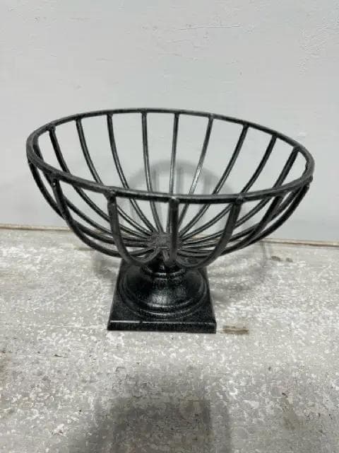 Metal Fruit Bowl - Image 1