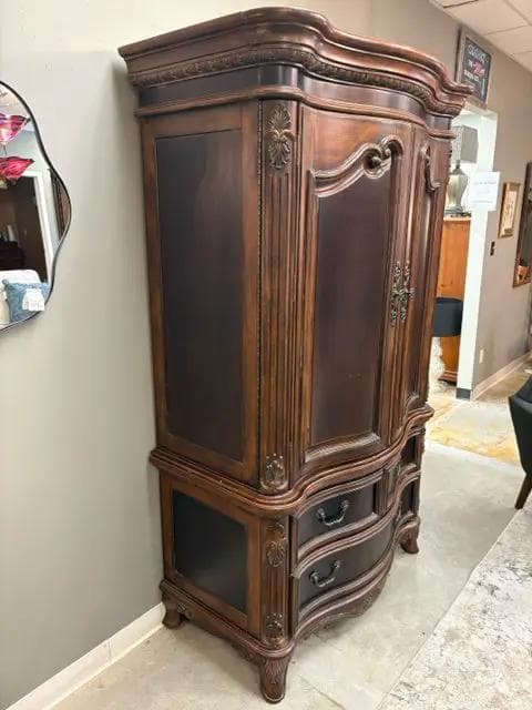 Pulaski 2 Pc 2 Drawer Armoire - Thumbnail 2