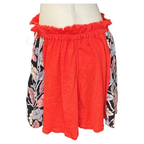 Free People Mini Skirt in Red with Floral Pattern Size Medium - Thumbnail 2