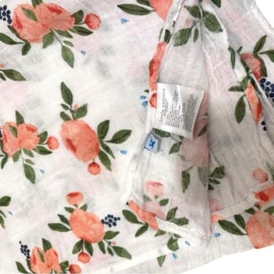 Little Unicorn Watercolor Roses Cotton Muslin Gift Set Swaddle Bibs Burp Cloth - Thumbnail 9