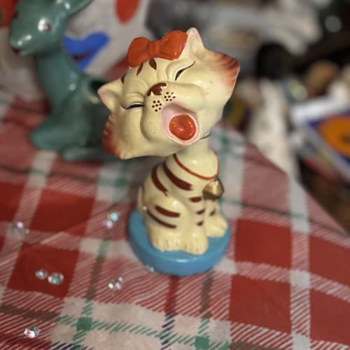 Vintage paper mache CUTE baby tiger bobblehead JAPAN - Image 1