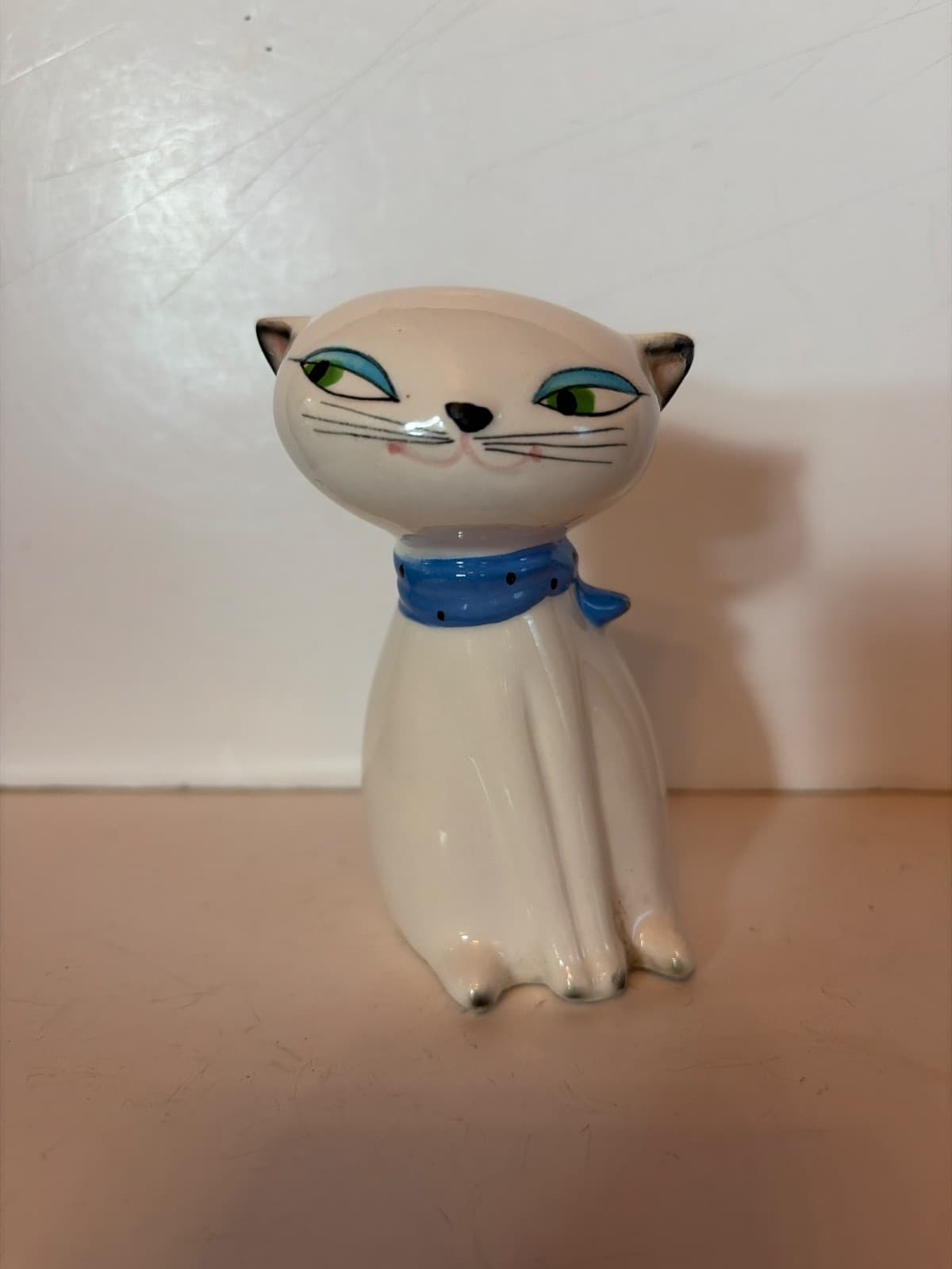 Holt Howard 1958 Winky Kitten Siamese Cat Salt/Pepper Shaker Squeak Japan - Image 1