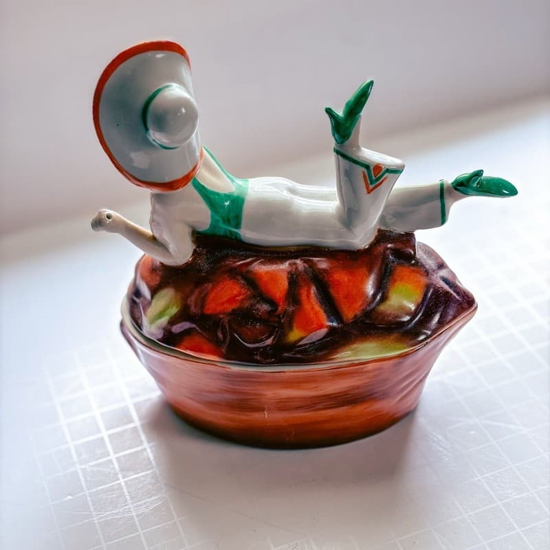 Vintage Art Deco Ceramic Lidded Powder Jar Bathing Beauty on Turtle Shell - Thumbnail 9