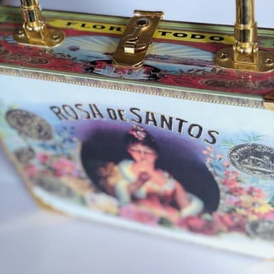 Vintage "Rosa De Santos" Flor el Todo Cigar Box Purse - Thumbnail 4