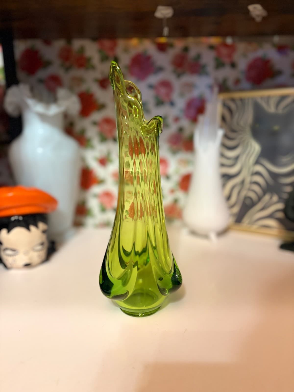 Vintage MCM Avocado Green Epic Drape Swung Vase Art Glass 9.5” - Thumbnail 3