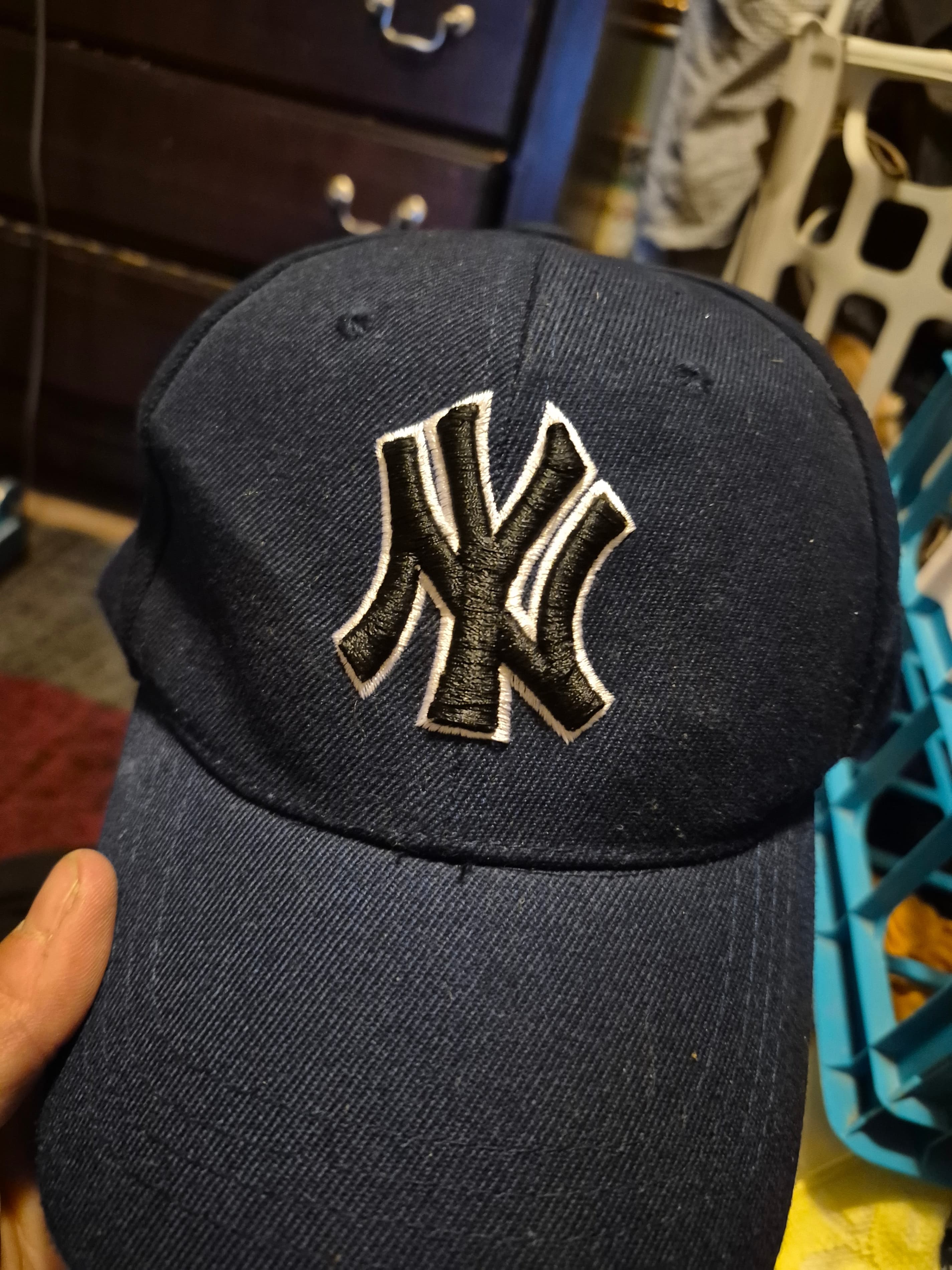 New York Yankees Baseball Cap Navy Blue - Image 1