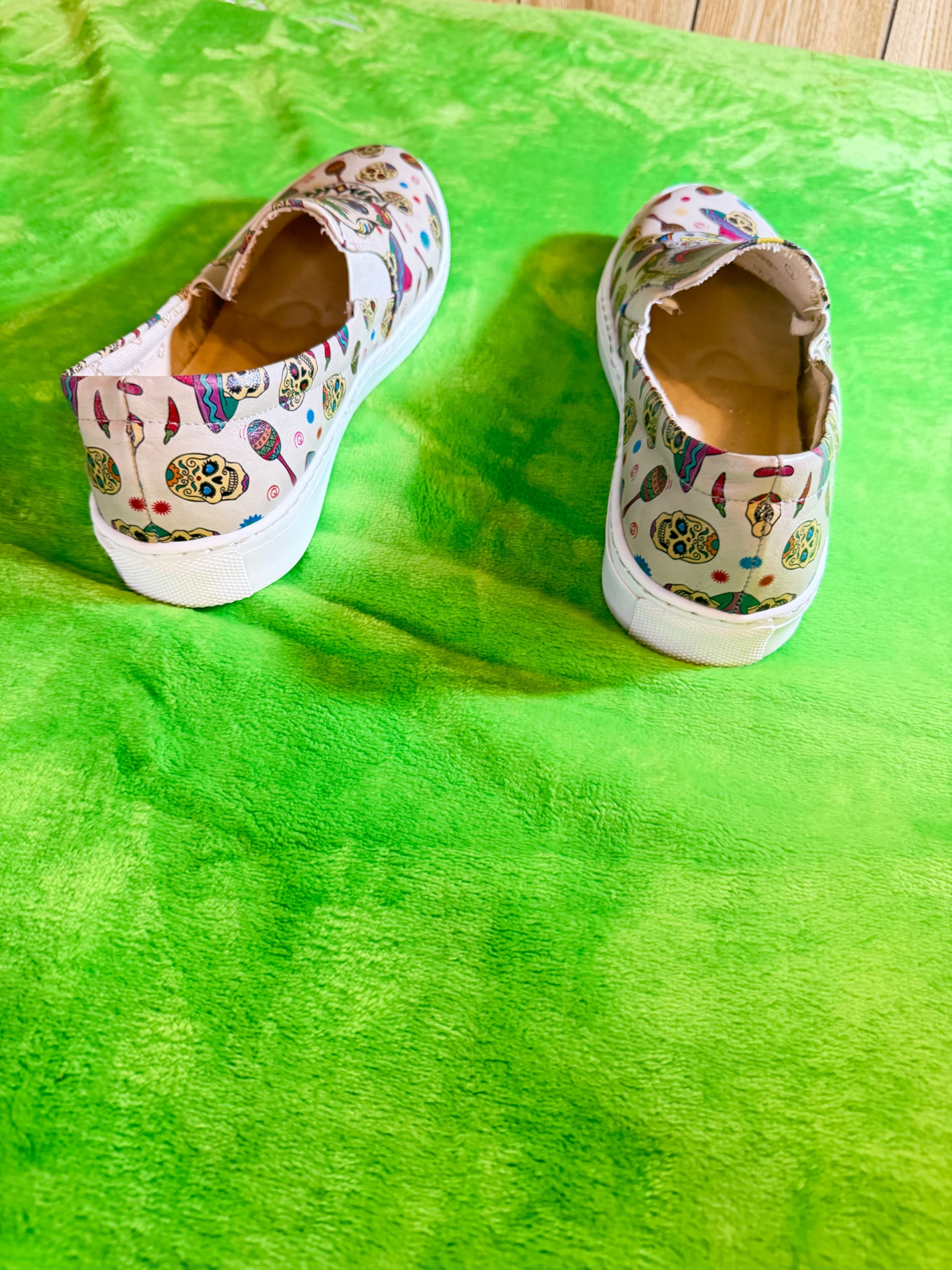 Goby Sugar Skull Slip-On Shoes, Colorful Day of the Dead Men’s 6, woman’s 8 - Thumbnail 3