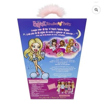 BRATZ Slumber Party Cloe Fashion Doll with Accessories - Thumbnail 2