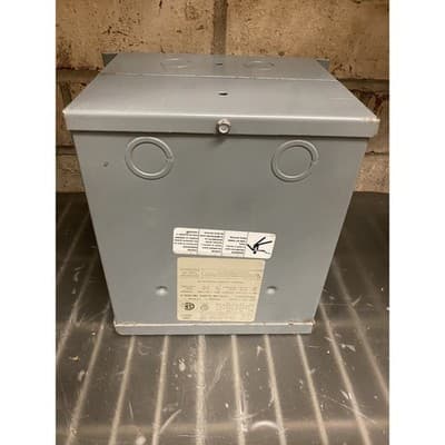 SQUARE D 1.5 KVA TRANSFORMER 1.5S46F. BUCK / BOOST RAINPROOF TYPE 3R - Image 1