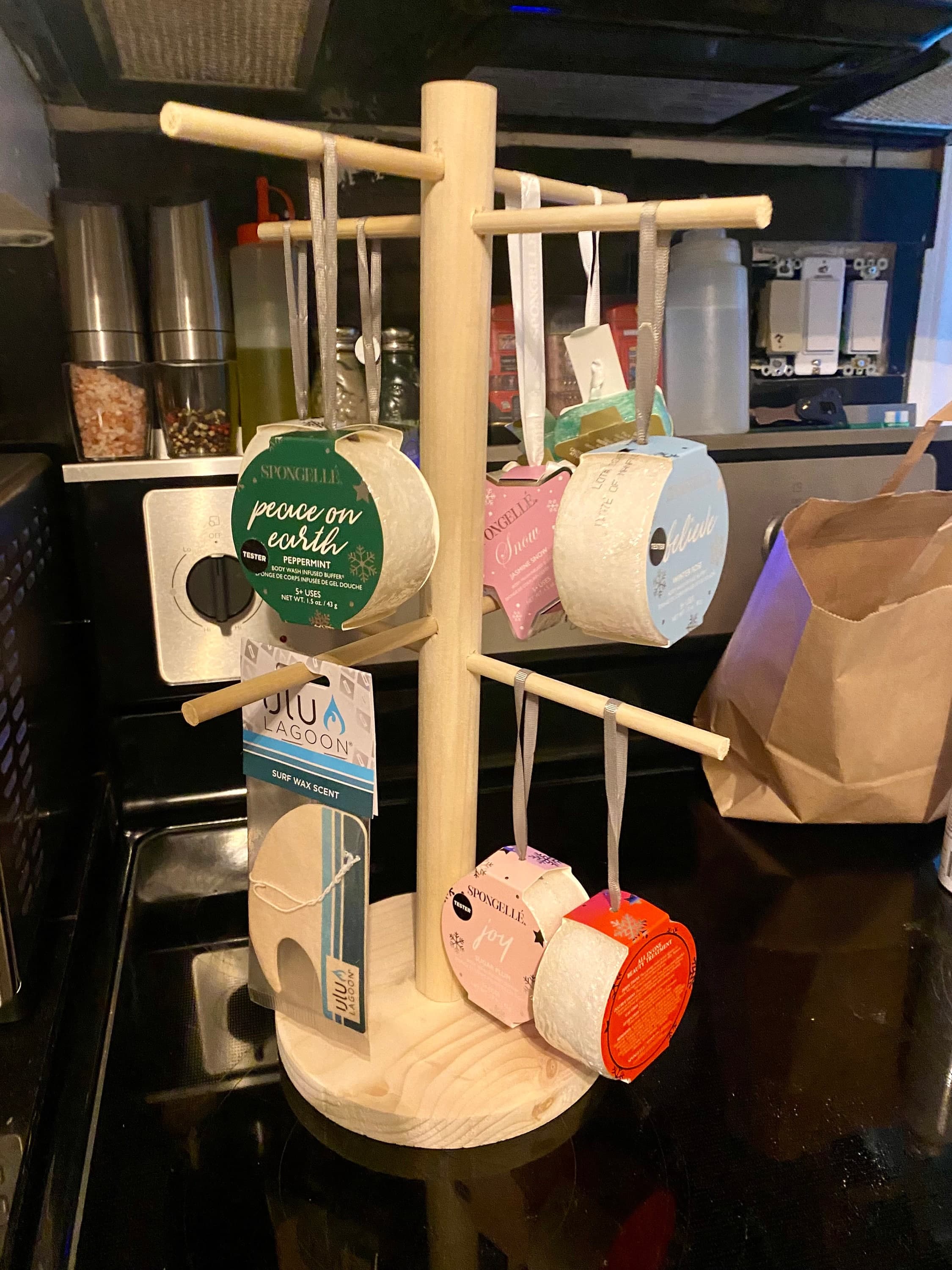 Handmade countertop display - Thumbnail 5