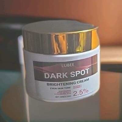 Dark Spot Brightening Even Tone Vitamin C&E Face w/Rose Extract Cream 2.12oz - Thumbnail 2
