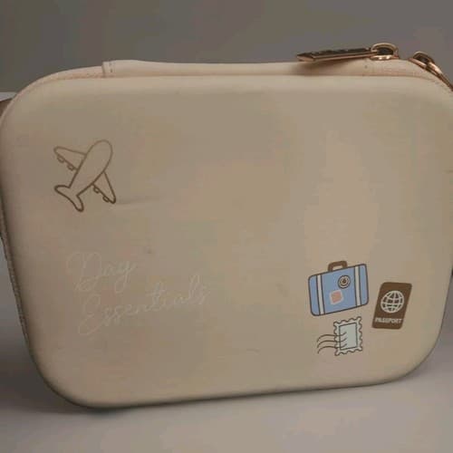 Be Gentle Monat Skincare4pc Sample Size Bundle Serum+Moisturizer+Cleanser+1more. - Thumbnail 5