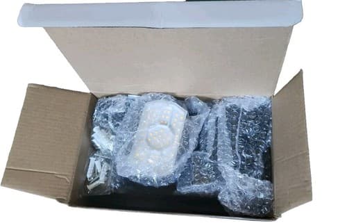 4 Pack RHB Solar Out Door Lights - Thumbnail 2