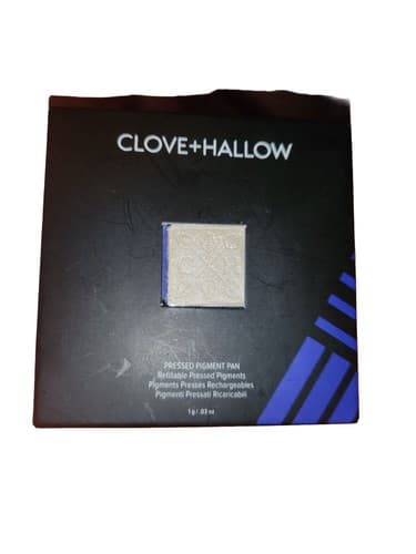 CLOVE + HALLOW PRESSED MINERAL FOUNDATION BLING 0.3 OZ NWB. - Image 1