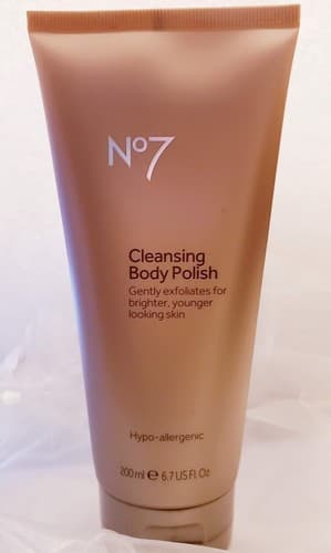 Boots No7 CLEANSING BODY POLISH Exfoliate Brighter Younger Skin 6.7 oz/200mL New - Image 1