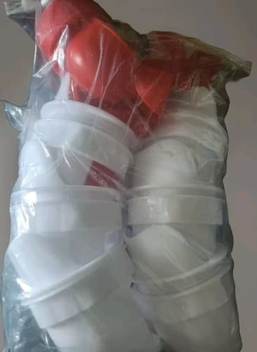 Hens Choice Chicken Feeder Port 6 Sets. Open Box. - Image 1