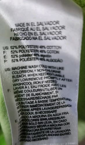 REEBOK Shirt Women's Size Medium Green V-Neck Tee Short Sleeve Embroidered Logo - Thumbnail 6