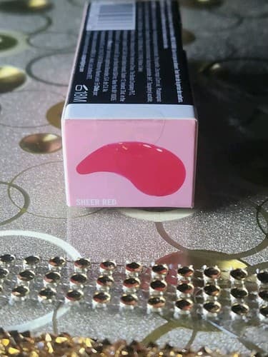 Soap & Glory Treat My Lips Ultra Smoothing Lip Oil Sealed Sheer Red 0.33 FL Oz - Thumbnail 2