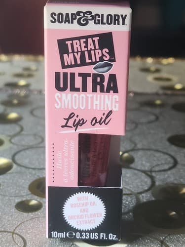 Soap & Glory Treat My Lips Ultra Smoothing Lip Oil Sealed Sheer Red 0.33 FL Oz - Image 1