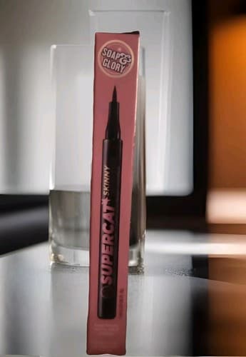 Soap & Glory SuperCat Skinny Precision Tip Eyeliner Jet Black 1 ml/0.03 NIB. - Image 1