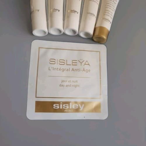 Sisley Sisleya L'Integral Anti-Age Day and Night Cream Deluxe Sample.13oz,4mlXs5 - Thumbnail 2