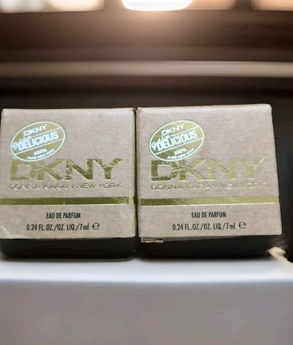 DKNY Golden Delicious Eau De Parfum Splash Mini Bottle - New in Box( 0.24ozXs2). - Image 1