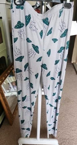 Country Club Under Water Gray/Green Graphic UFO Print Pajama Pants. - Thumbnail 3