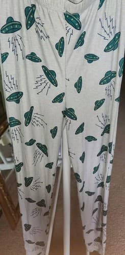 Country Club Under Water Gray/Green Graphic UFO Print Pajama Pants. - Thumbnail 2